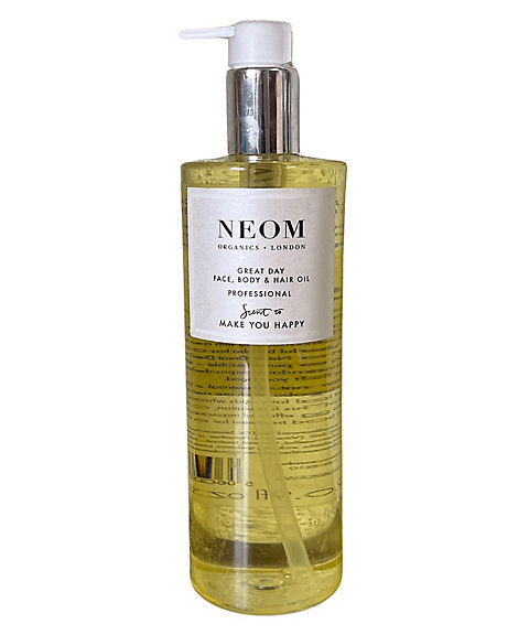 NEOM（ネオム）　2025年の福袋