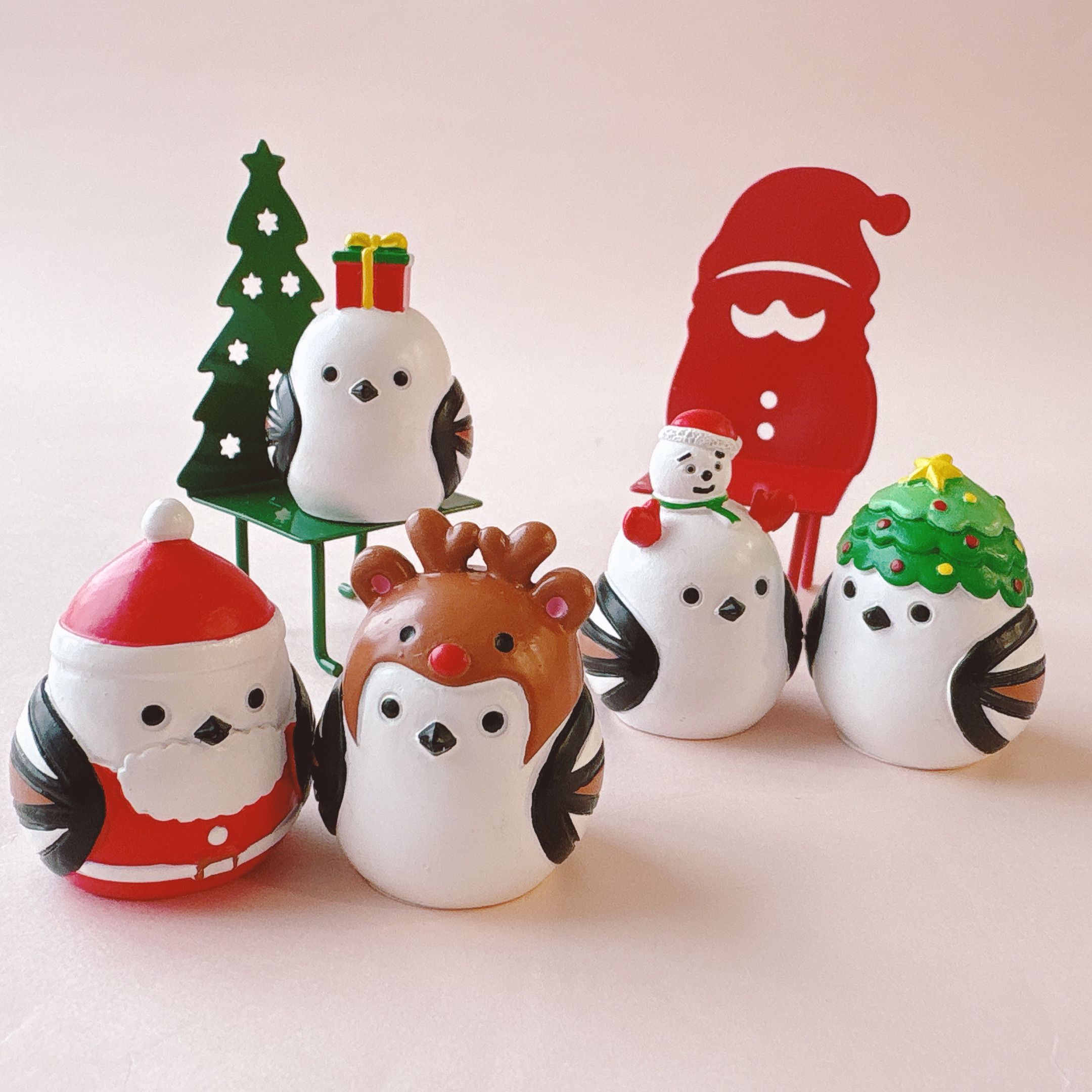 100均キャンドゥ『シマエナガ』クリスマス2025年まとめ！仮装した置物