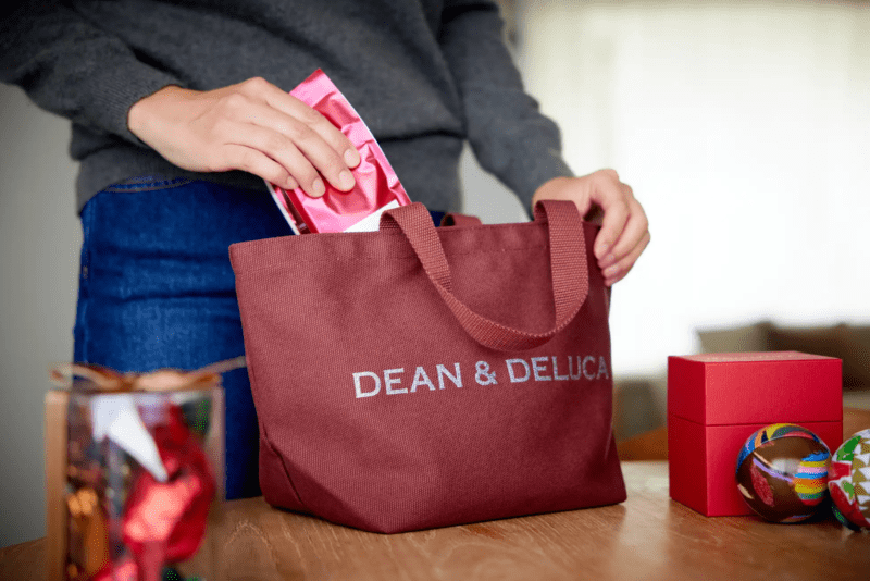 DEAN & DELUCA（ディーン&デルーカ）ホリデー限定チャリティートートバッグ