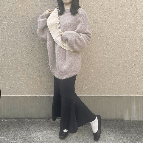 フリルケープ＋ニットプルオーバー　しまむら『mog』コラボの秋服