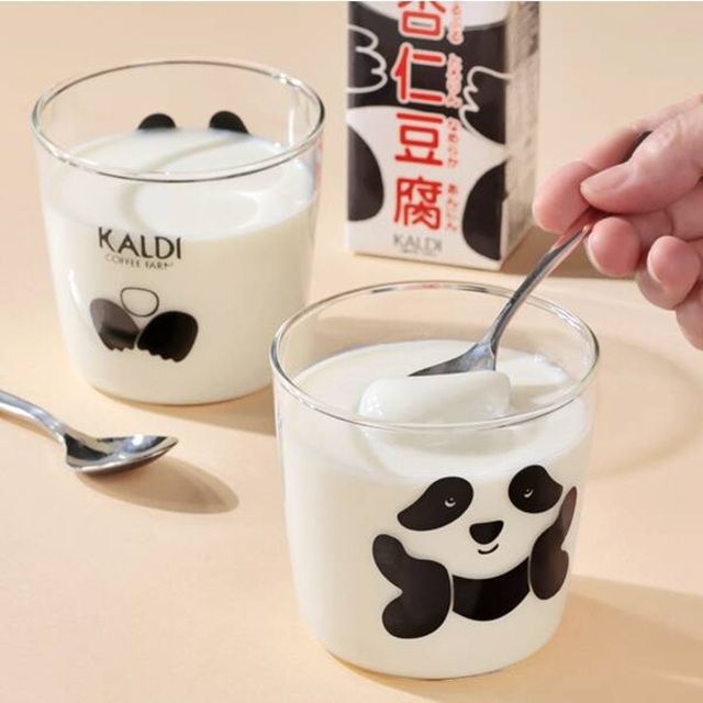 カルディ!パンダ杏仁豆腐『パンダカップセット』の新デザイン 2026年