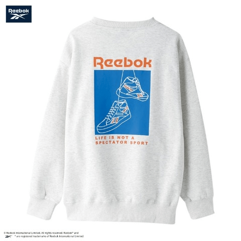 トレーナー　しまむら『超特急×Reebok（リーボック）』コラボ　秋コーデ