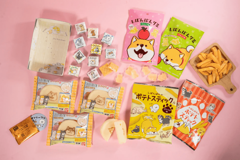 ファミマ『しばんばん』コラボのグッズ、食品が新発売！犬の日キャンペーン