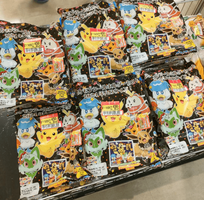 価格　ポケモンシールホルダーセット　半額