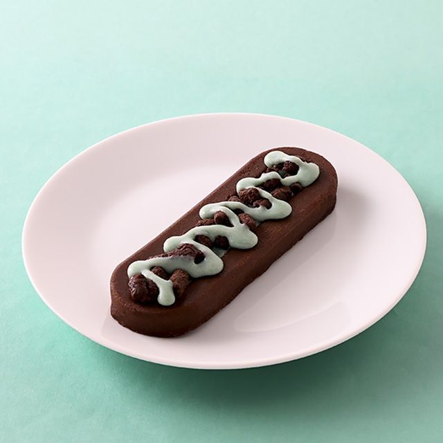 ファミマ『かじるガトーショコラ(チョコミント)』