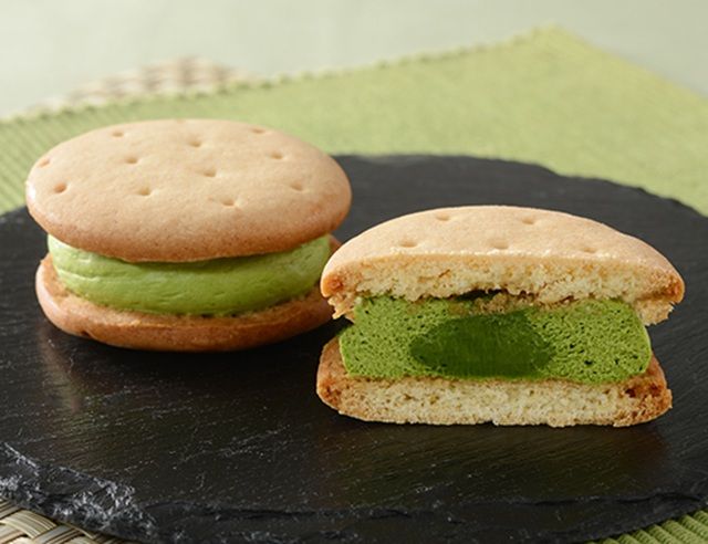 Uchi Café×森半 濃い抹茶しっとりビスケットサンド ローソン