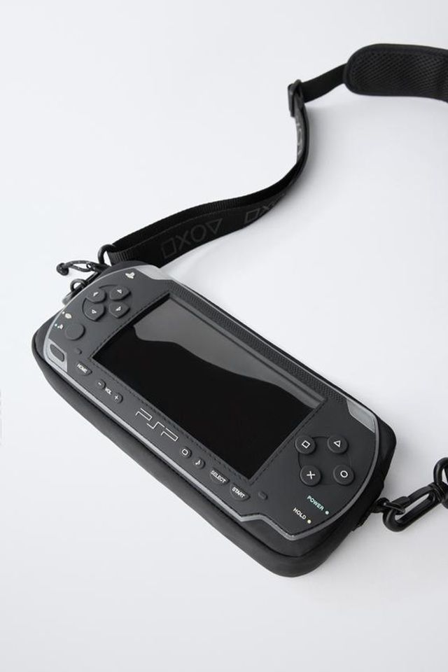 ZARA(ザラ)『playstation(プレイステーション)』コラボ!ショルダーバッグ