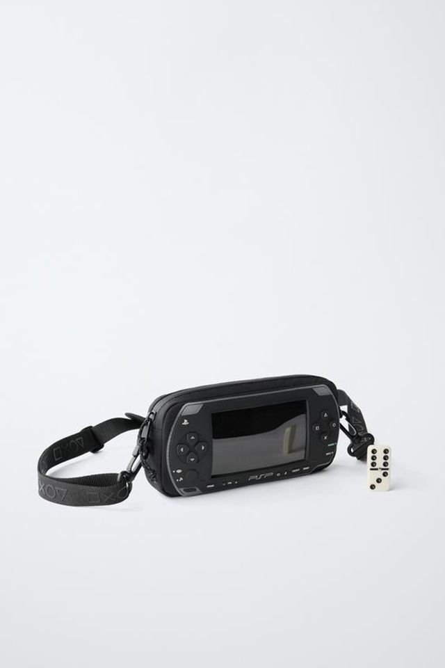 ZARA(ザラ)『playstation(プレイステーション)』コラボ!ショルダーバッグ