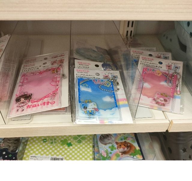 セリア『ギャル』シリーズのグッズが2026年夏より新発売！平成メモリーなど！