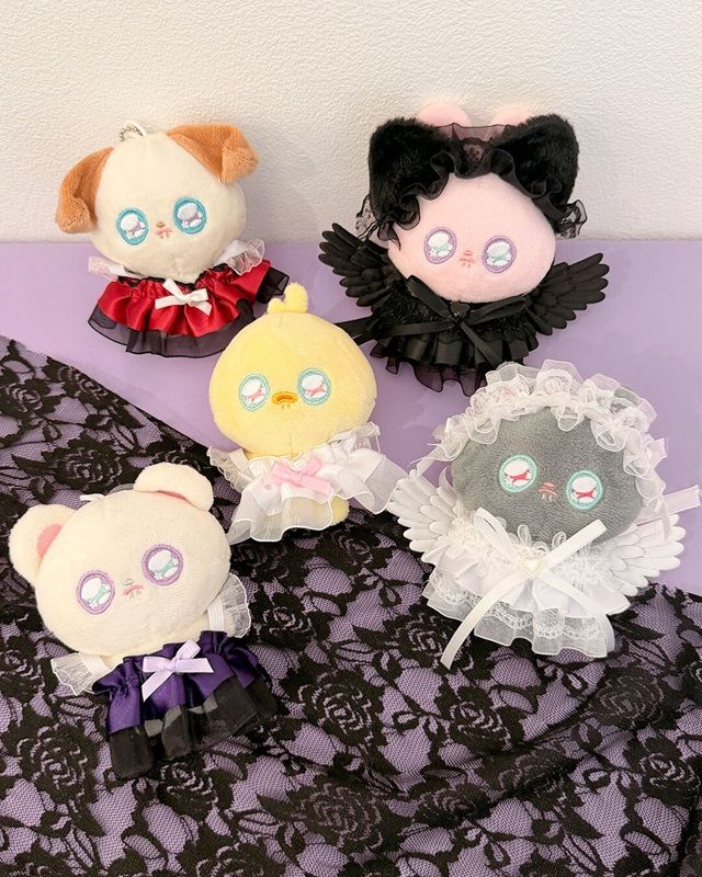 商品ラインナップ サンキューマート!ハロウィンシーズンに向けた『ぬい仮装コンテスト』をイメージした「ぬい活」のグッズ