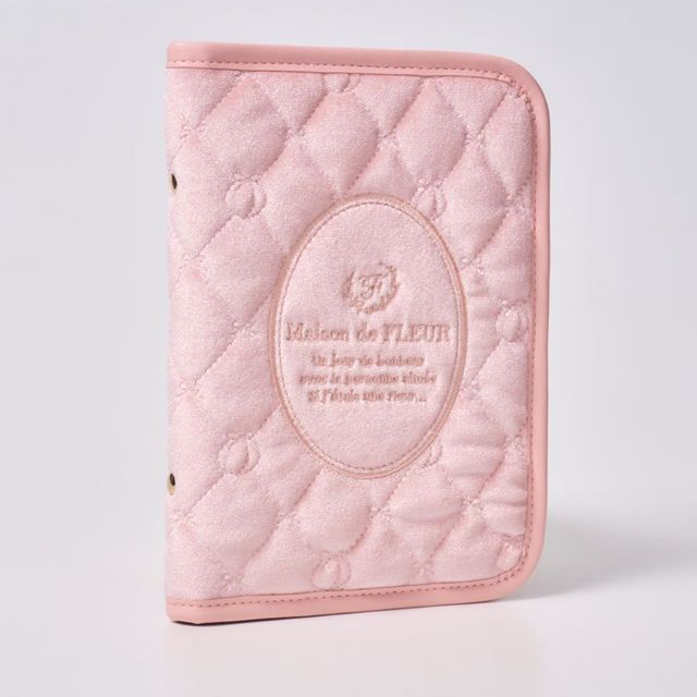 Maison de FLEUR マルチケースBOOK PEACH ローソン限定『もも(桃)×メゾン ド フルール』